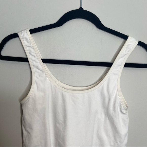 Women’s cream shape wear‎ top size M - Picture 7 of 7